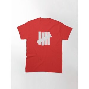 NWOT Cross undefeated‎ essential Classic T-Shirt Red